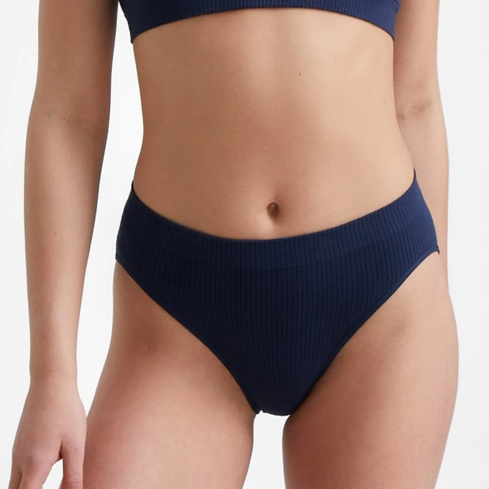 Ambra Organic Cotton Hi-Cut