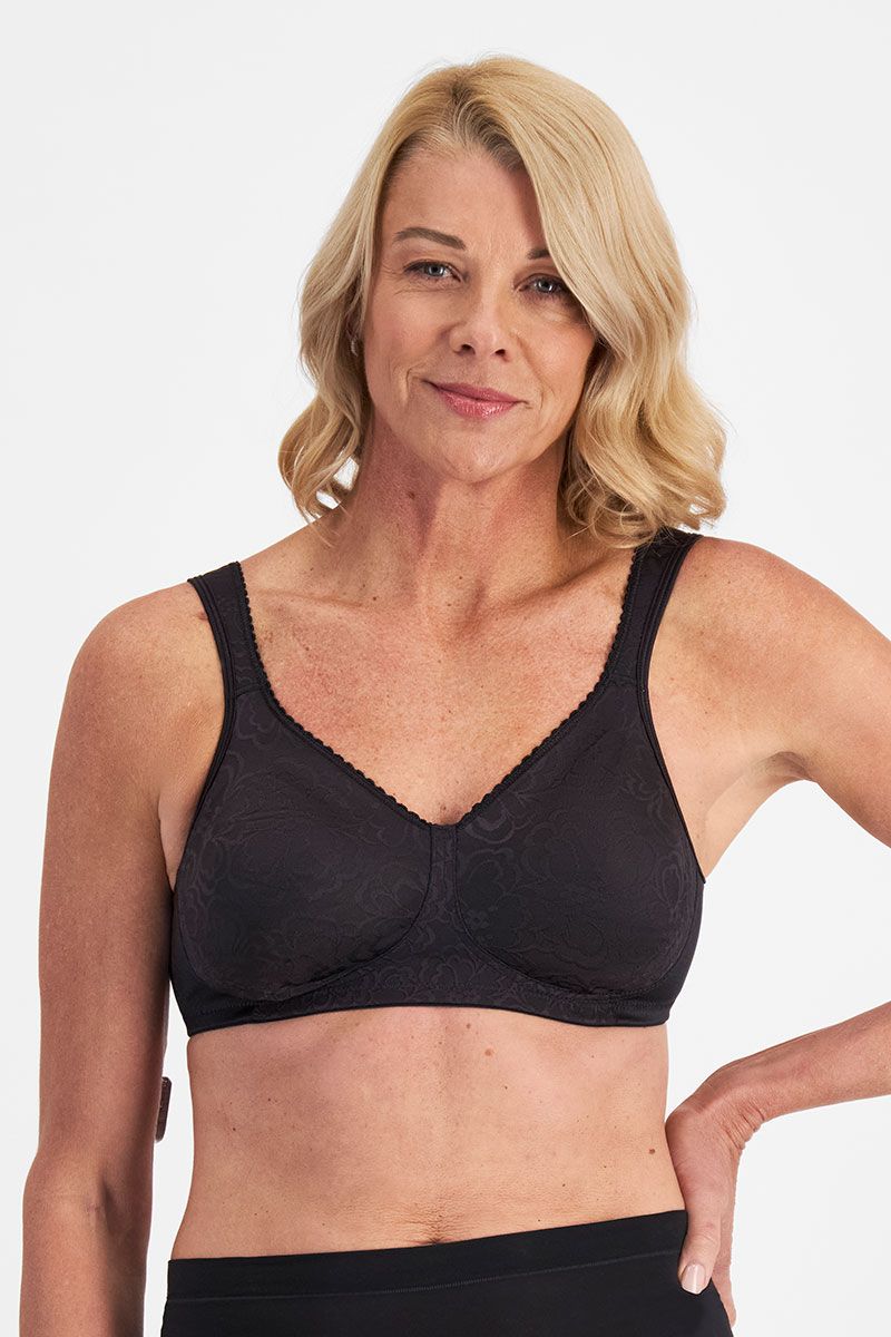 Playtex Ultimate Lift and Support Bra