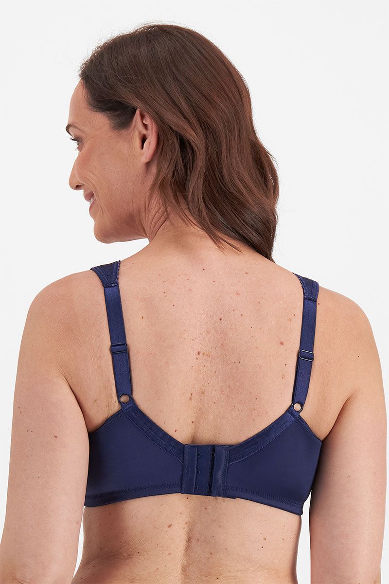 Playtex Ultimate Lift and Support Bra