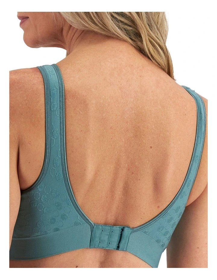 Playtex Flex Fit Contour Wirefree Bra