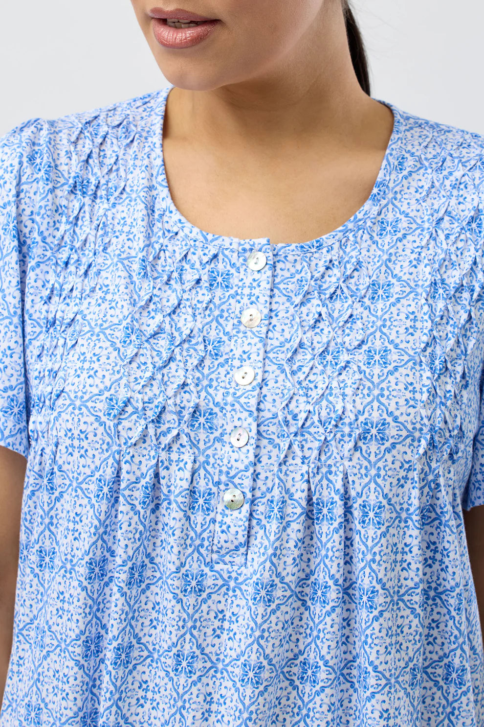 Schrank Baroque Nightie