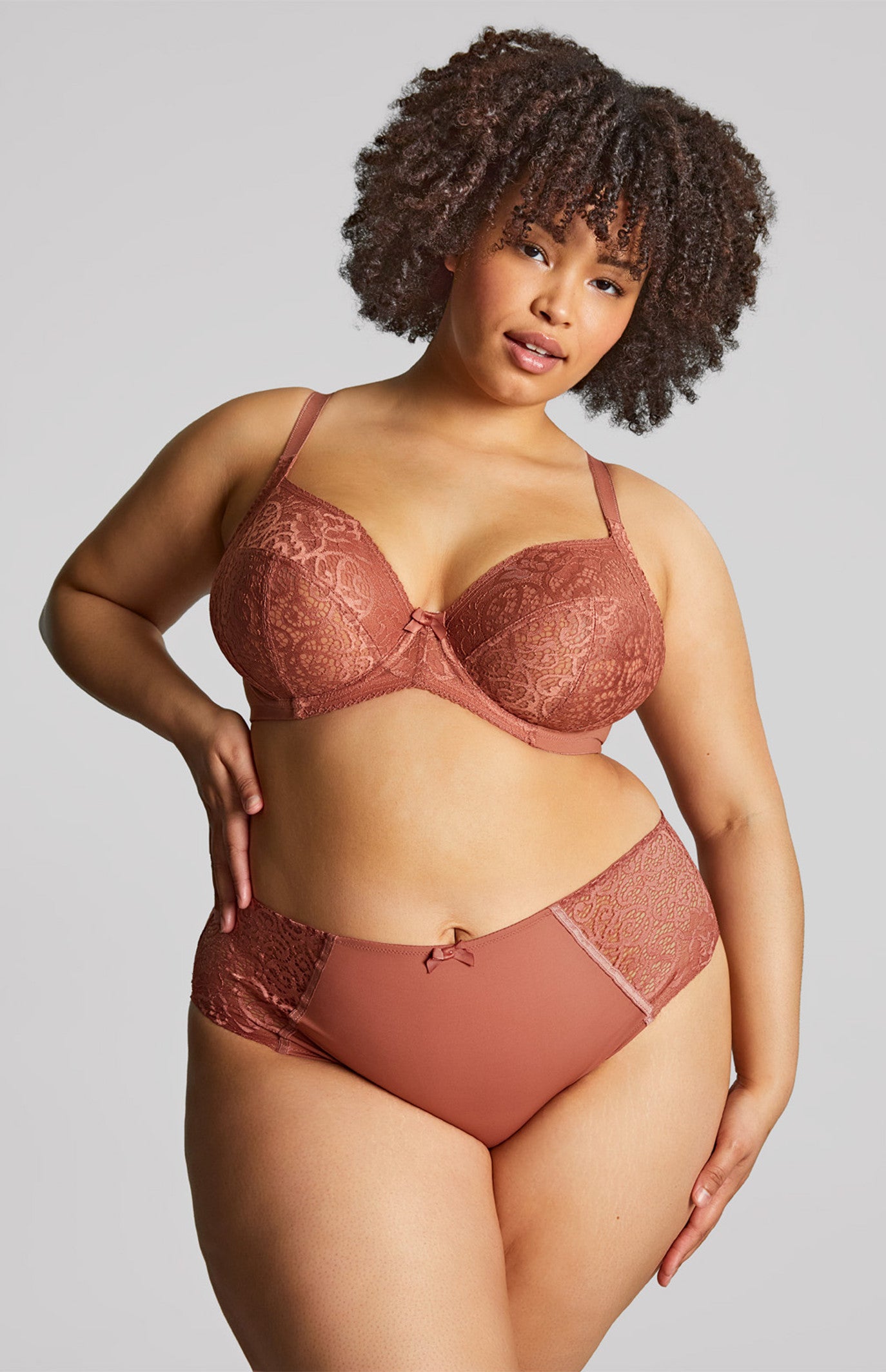 Sculptresse Estel Plunge Bra