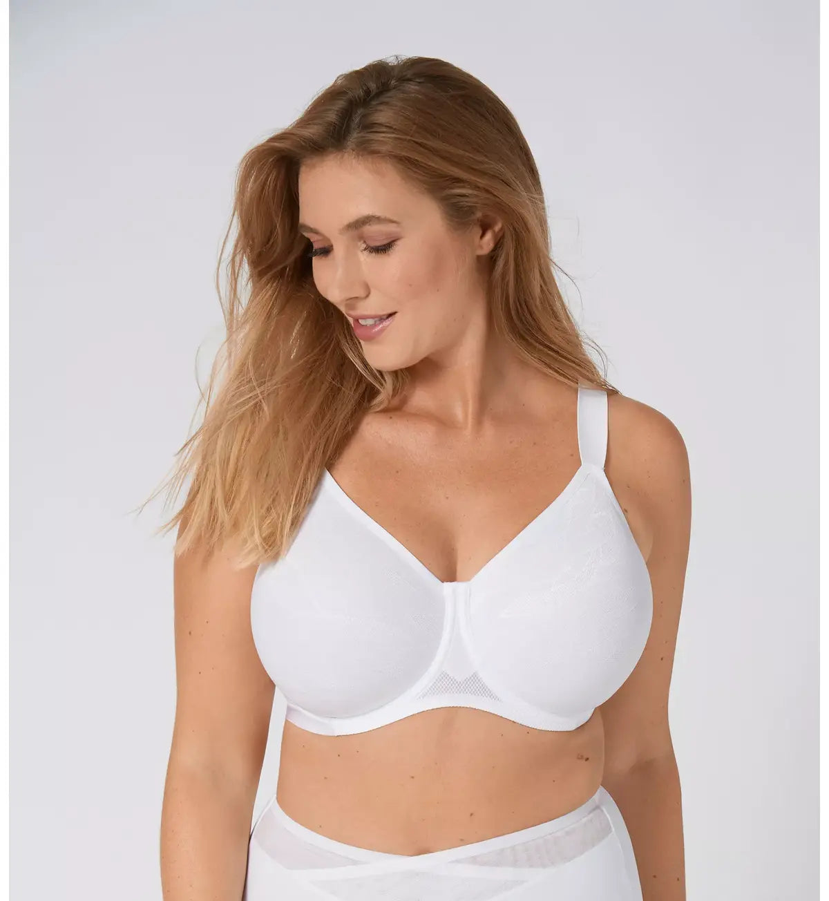 Triumph Airy Sensation Minimiser Bra