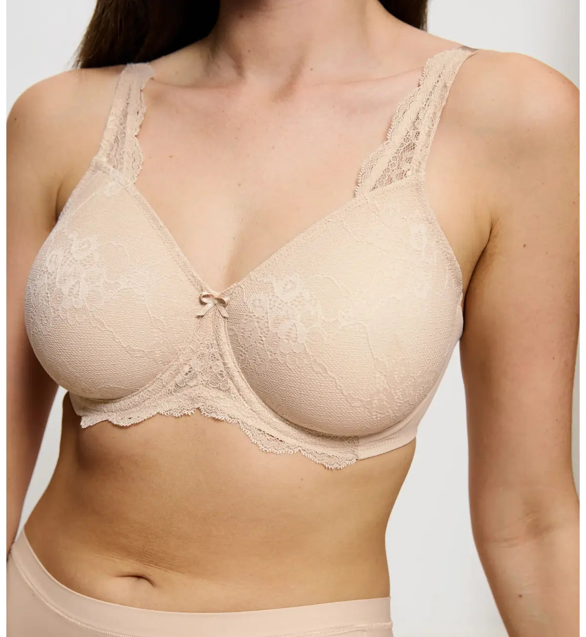 Triumph Contouring Sensation Minimiser Bra