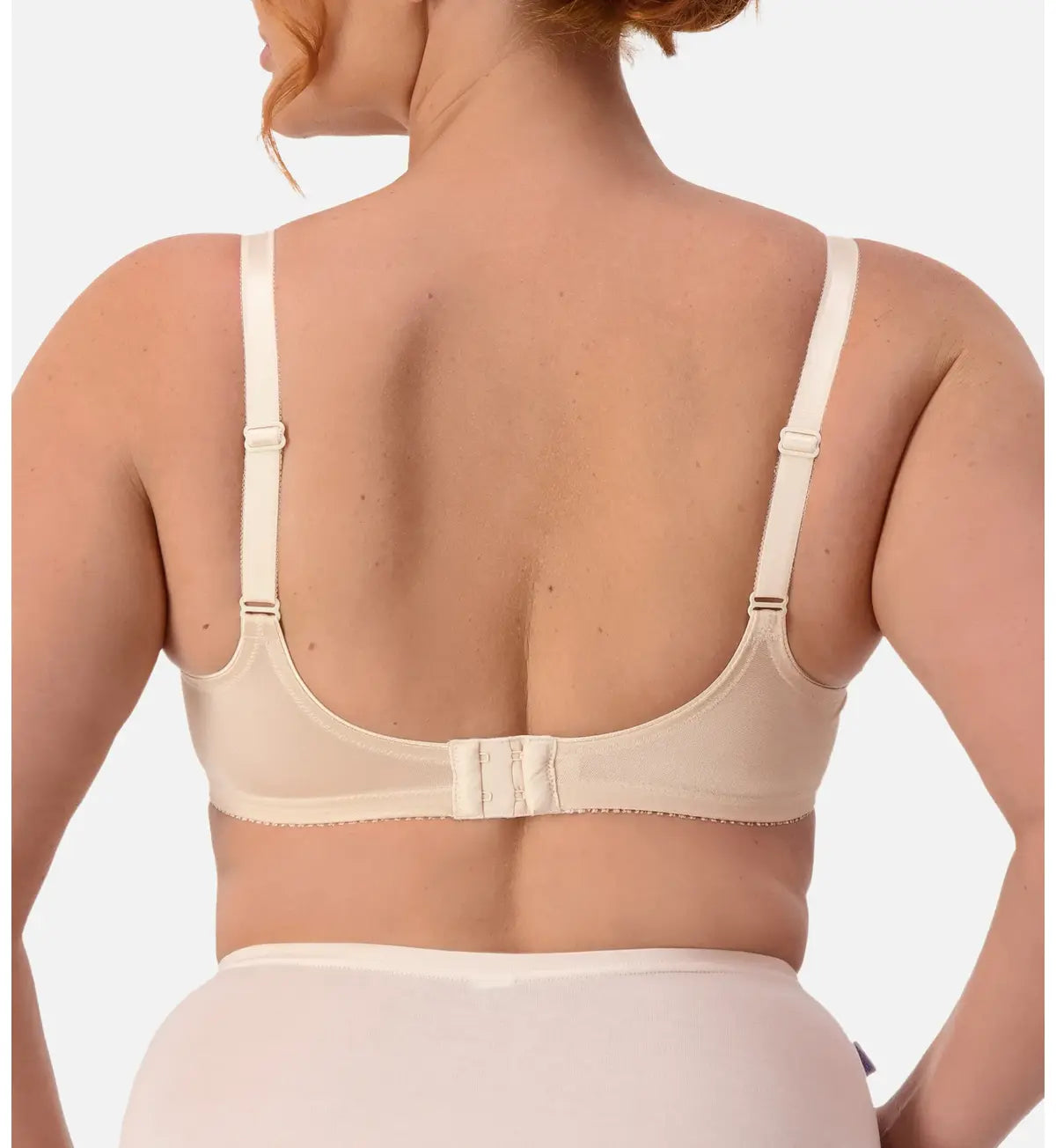 Triumph Embroidered Minimiser Bra
