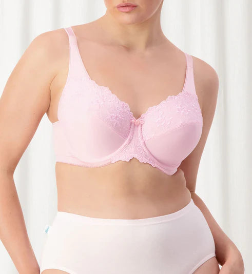 Triumph Embroidered Minimiser Bra