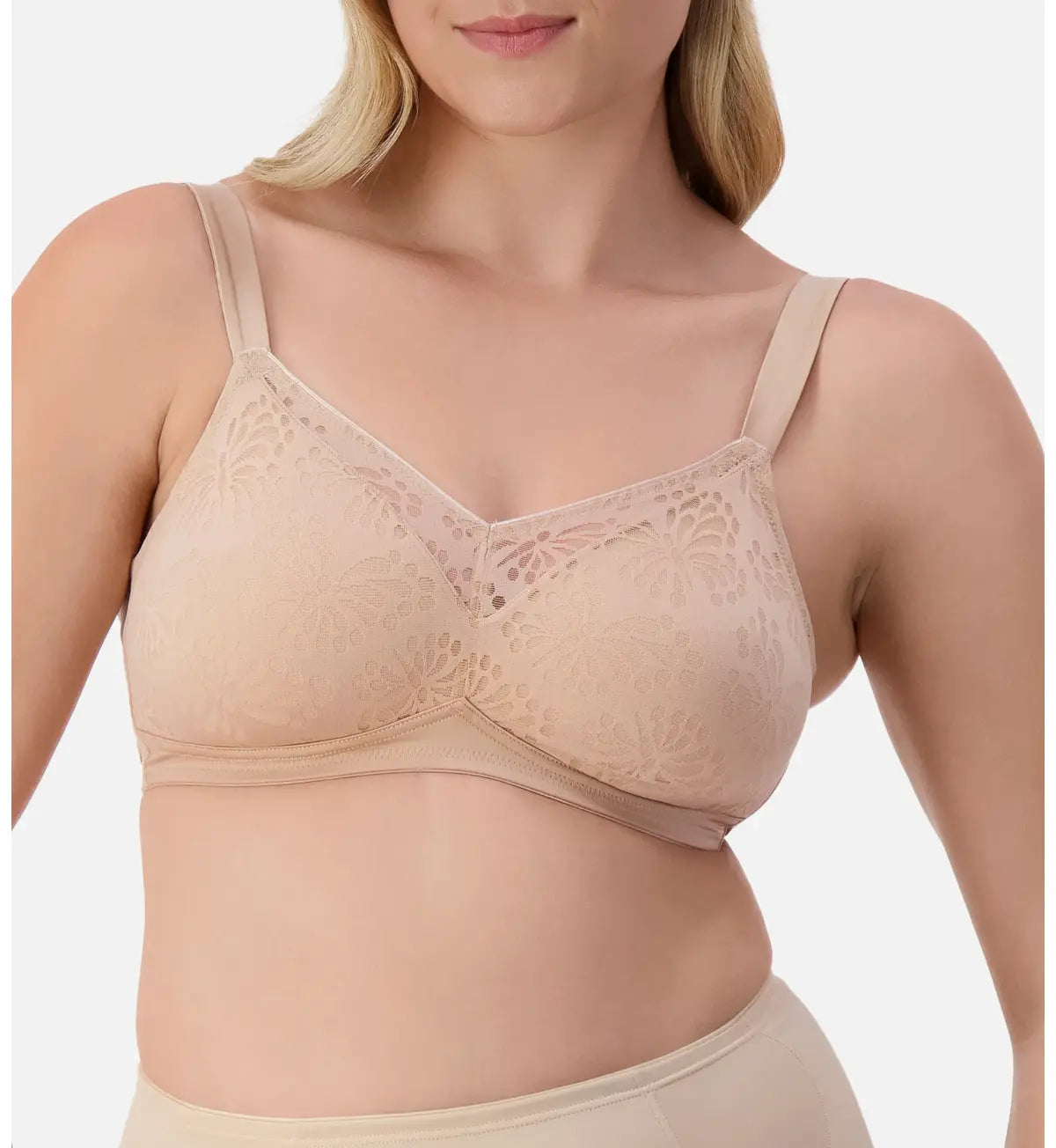 Triumph Lacy Wirefree Minimiser Bra
