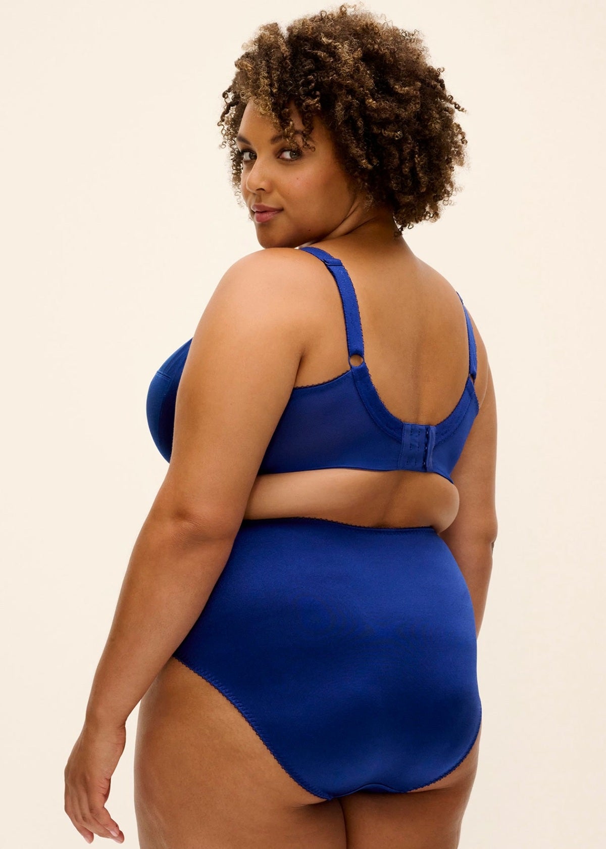 Goddess Keira Banded Bra