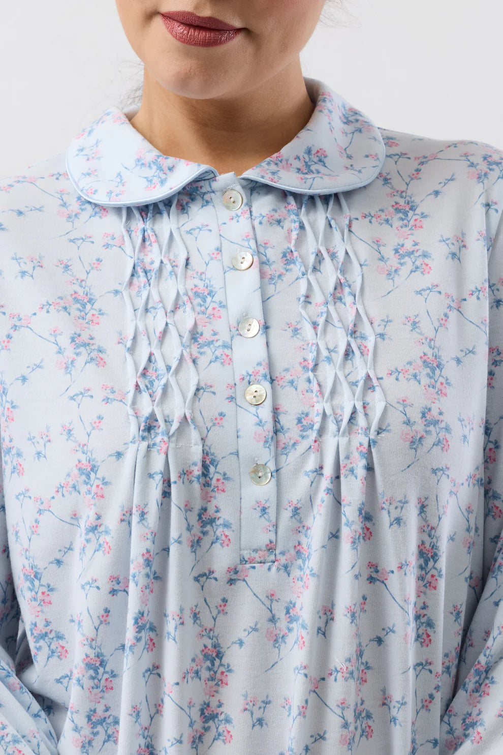 Schrank Cherry Blossom Collar Nightie