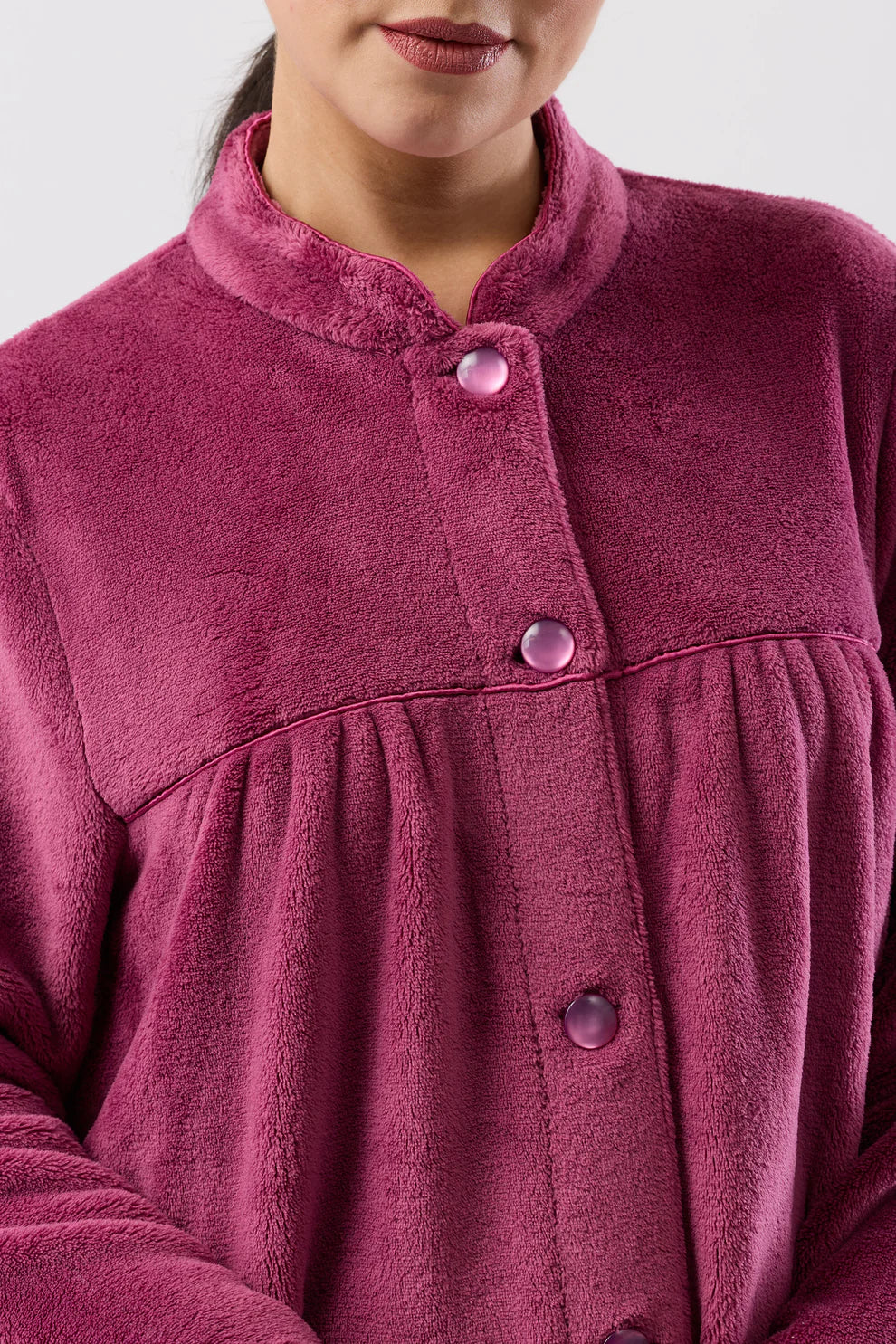 Schrank Mid Button Gown